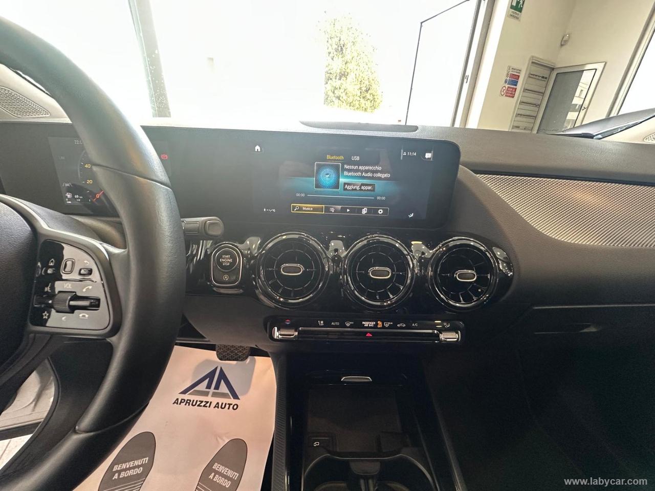 MERCEDES-BENZ GLA 200 d Automatic Business Extra