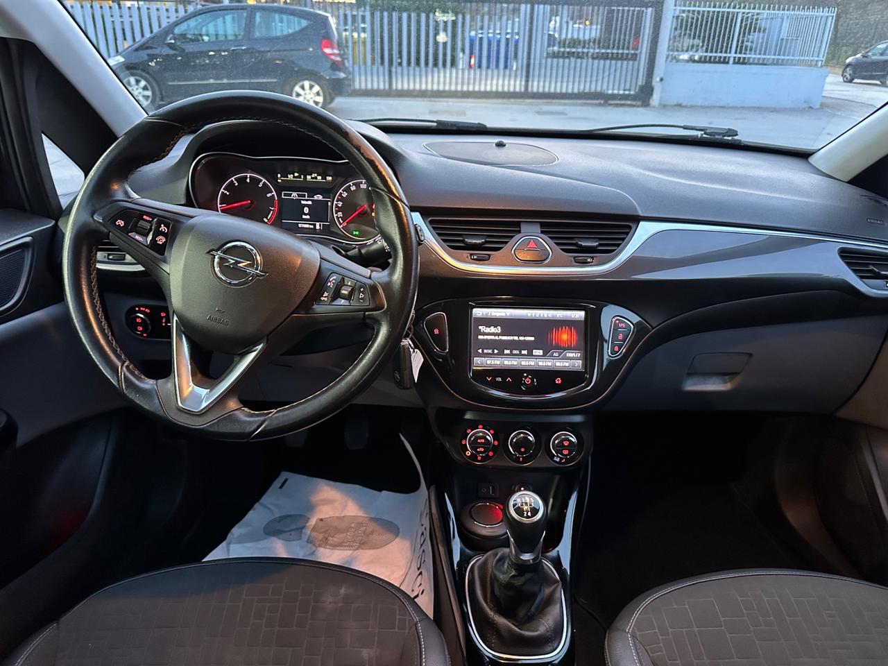 Opel Corsa 1.4 90CV GPL Tech 5 porte b-Color