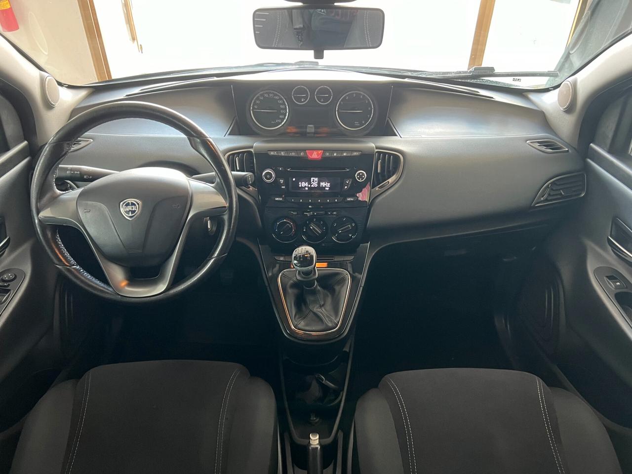 Lancia Ypsilon 1.2 69 CV 5 porte GPL Ecochic Gold