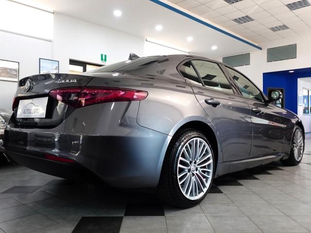 Alfa Romeo Giulia 2.2 MJT 160 CV BUSINESS