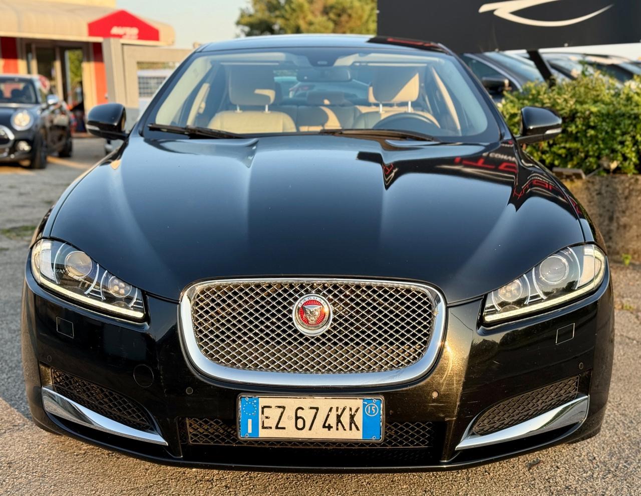 JAGUAR XF 3.0 D V6 240CV Portfolio - 2015