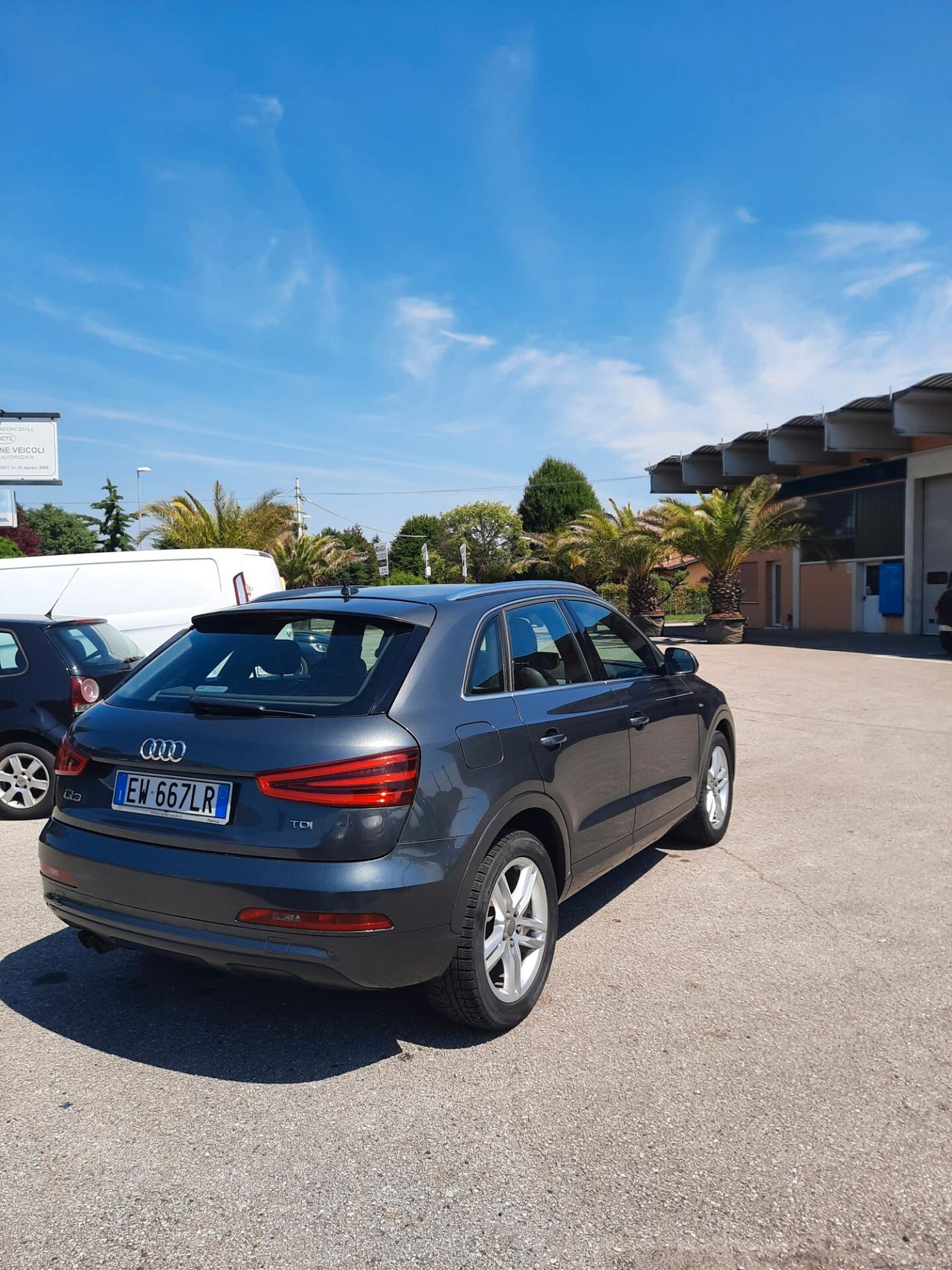 Audi Q3 2.0 TDI S Line Edition