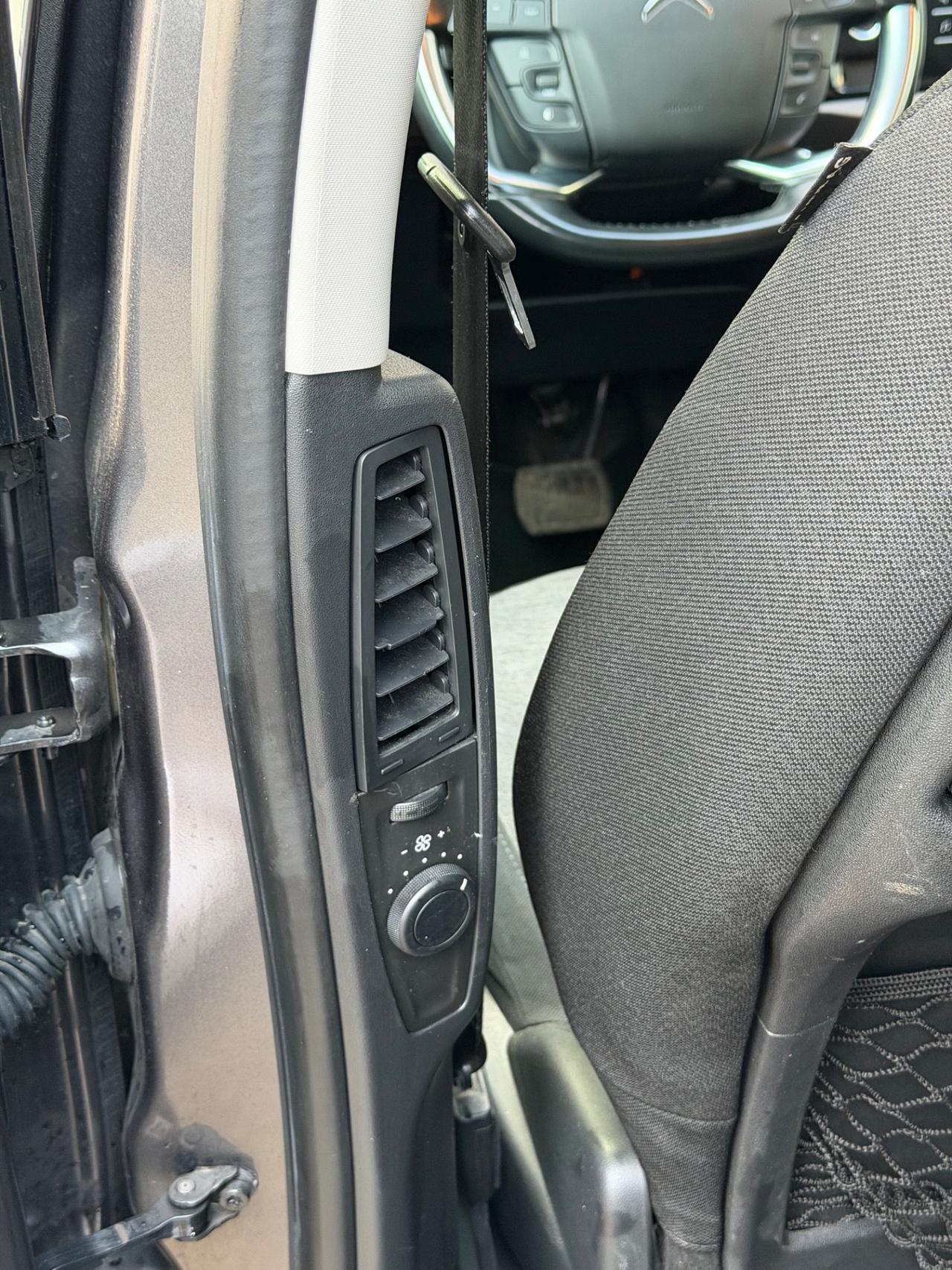 Citroen C4 SpaceTourer- 1.5D- Neopatentati-7posti