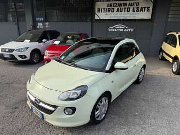 Opel Adam 1.2 70 CV White/Black Link