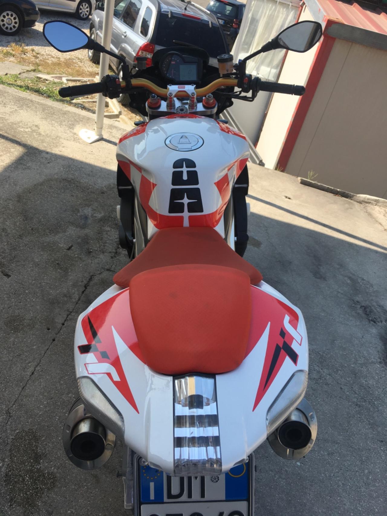 Aprilia Tuono 1000 R R