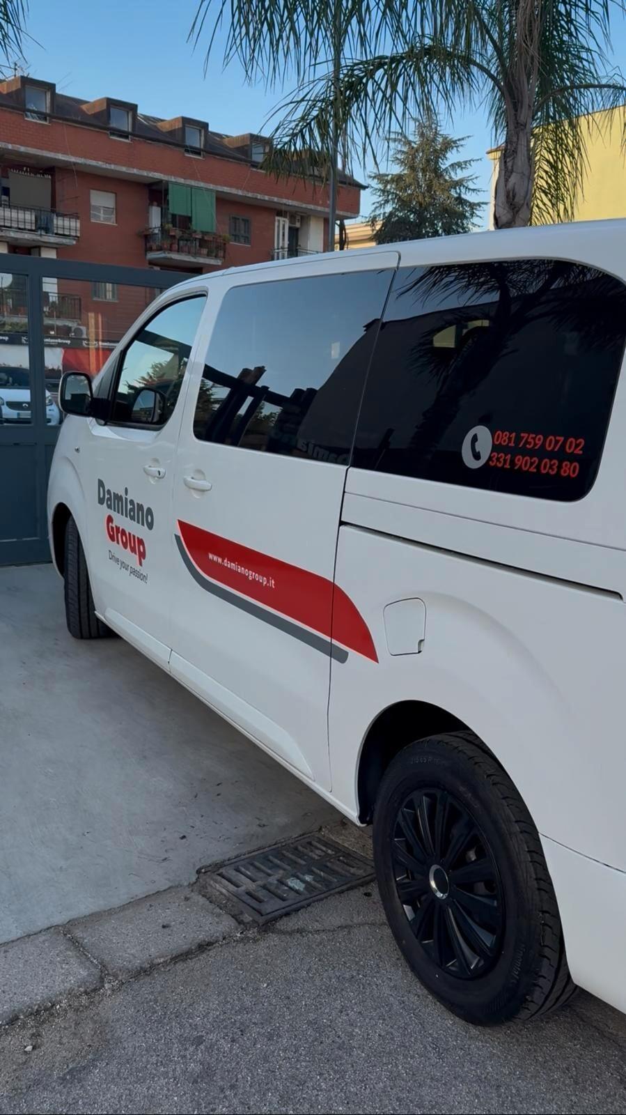 Peugeot Traveller 9 POSTI