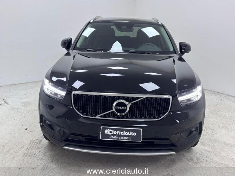 Volvo XC40 T3 Geartronic Momentum Pro