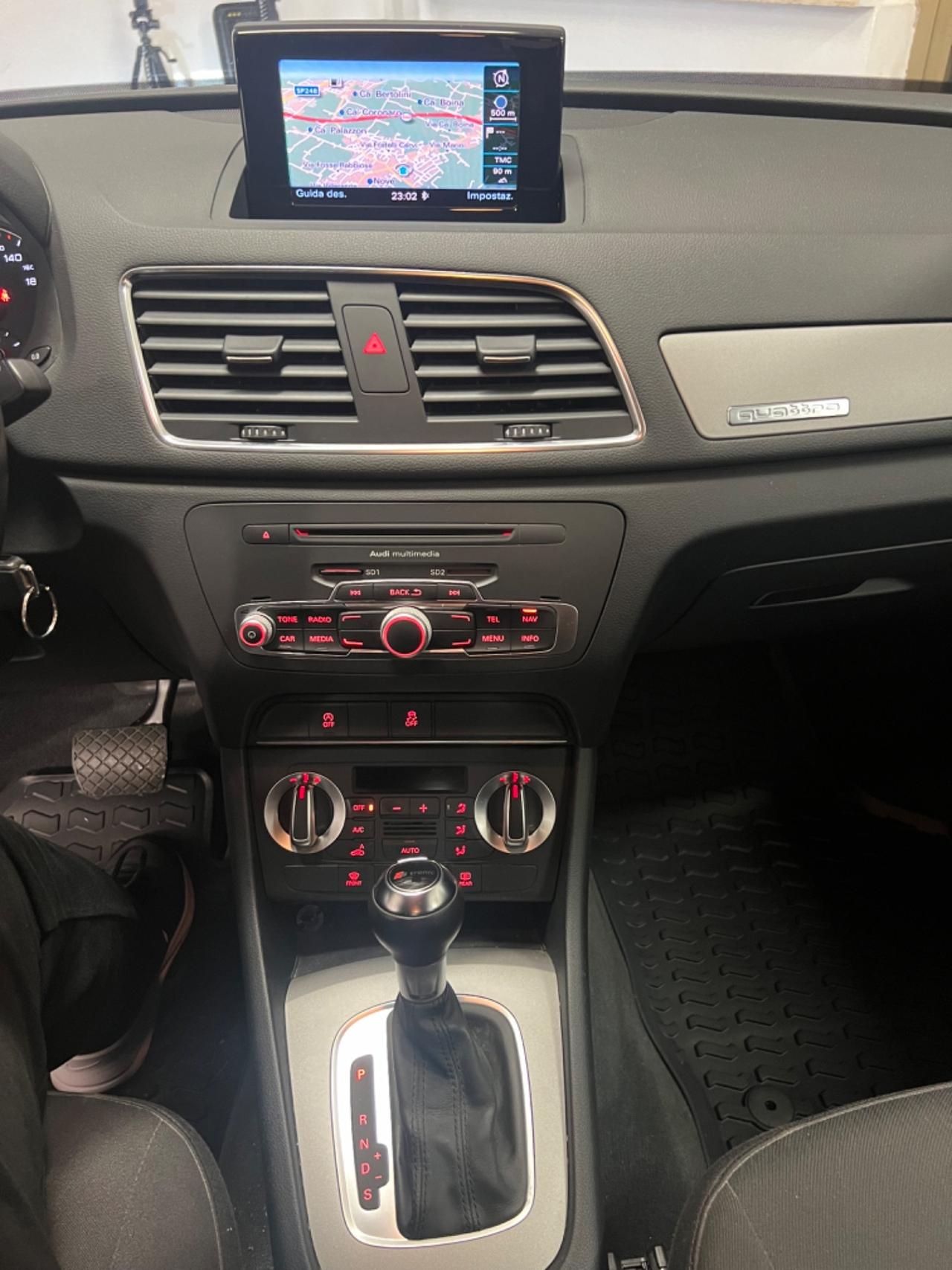 Audi Q3 2.0 TDI 177 CV quattro S tronic Business Plus