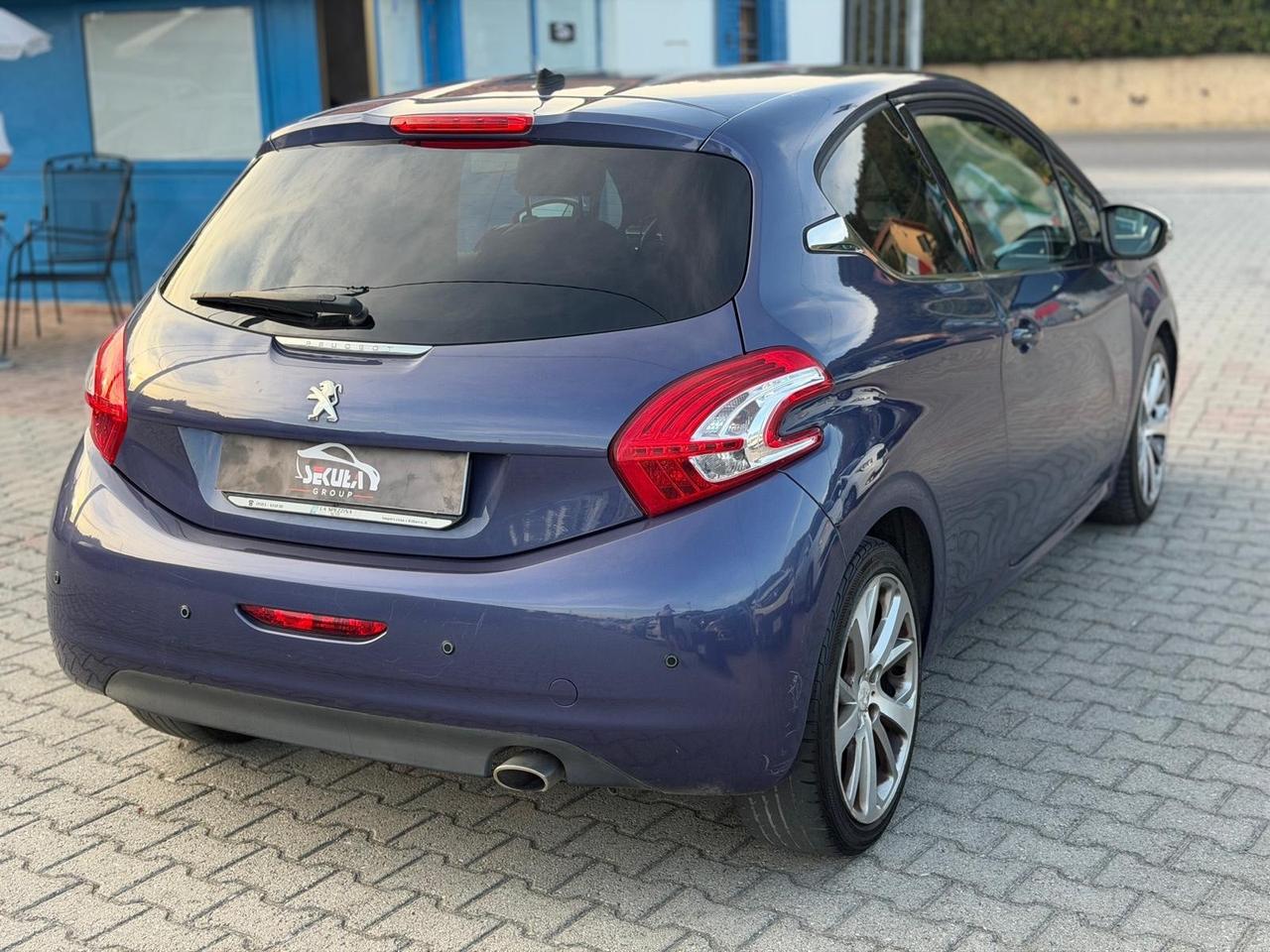 Peugeot 208 1.6 e-HDi 92 CV Stop&Start 3 porte Active