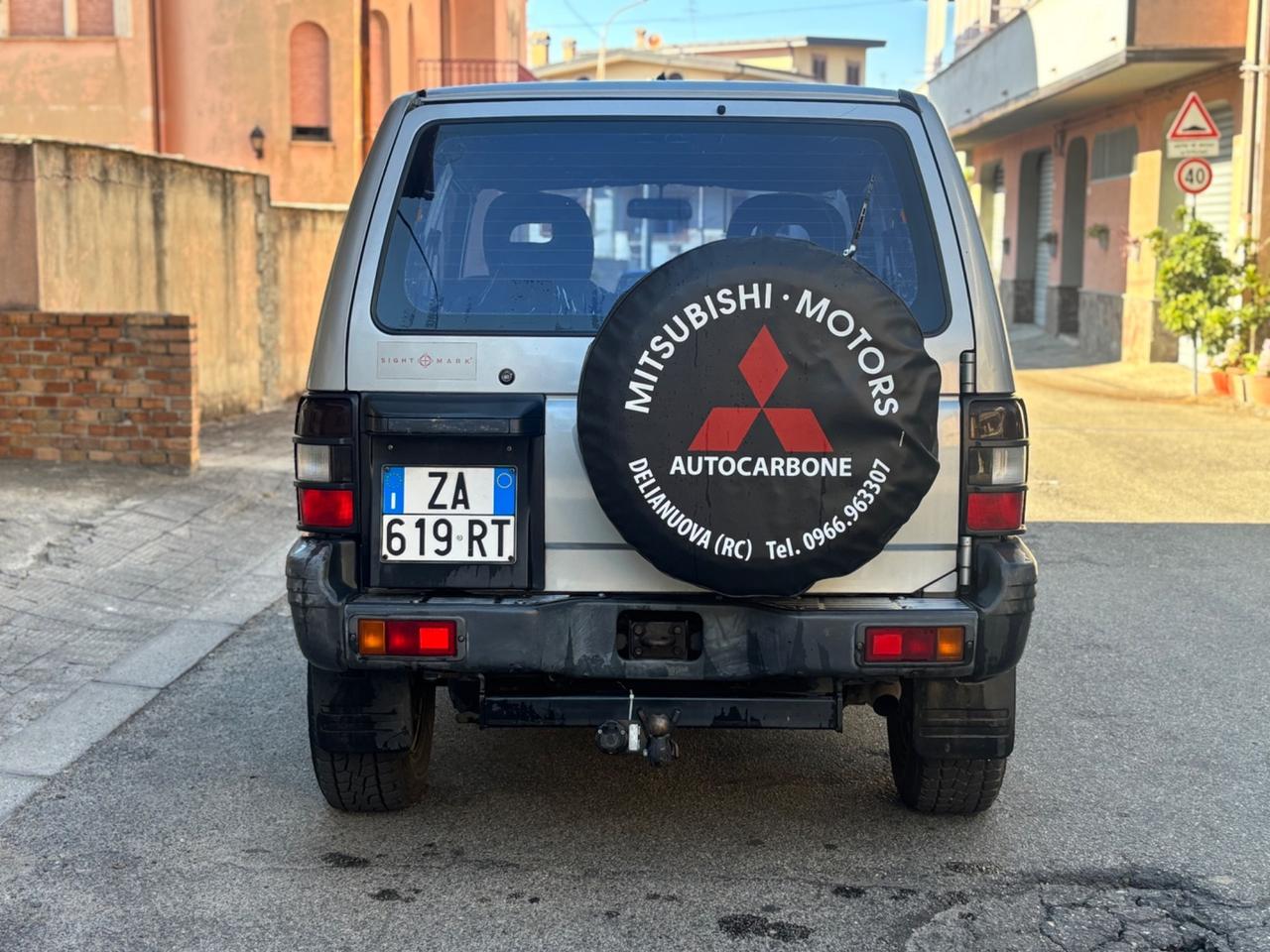 Mitsubishi Pajero 2.5 TDI Metal-top GL