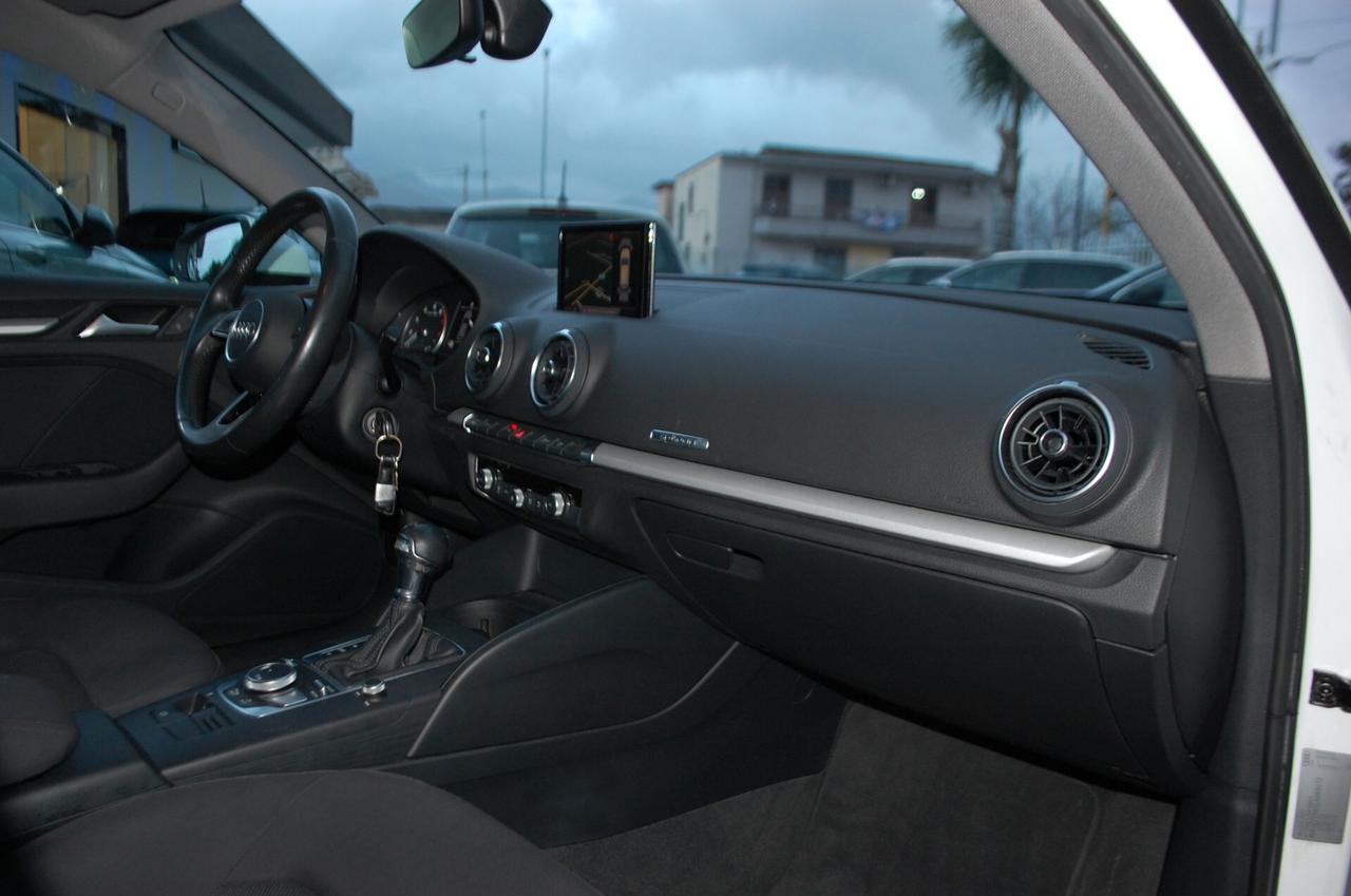 Audi A3 Sportback 30 1.5 g-tron 131CV S-Tronic Uff Italy