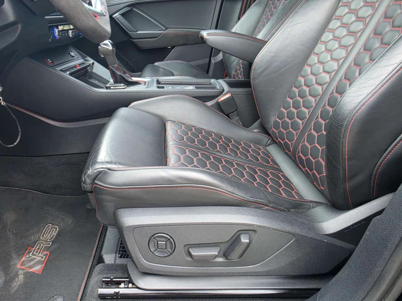 Audi RSQ3 SPORTBACK TOTAL BLACK FULL