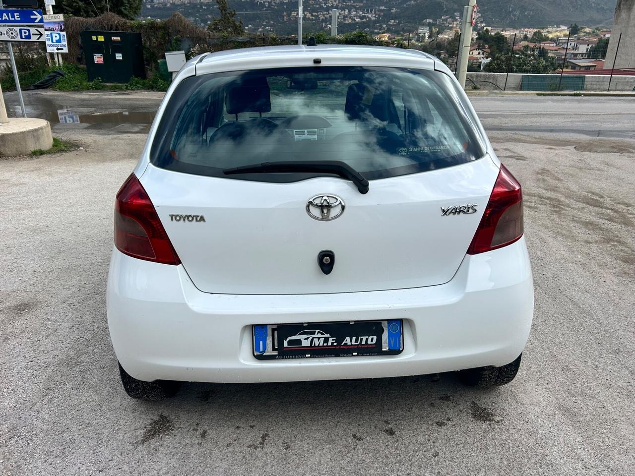 Toyota Yaris 1.0 VVT-i 5 porte