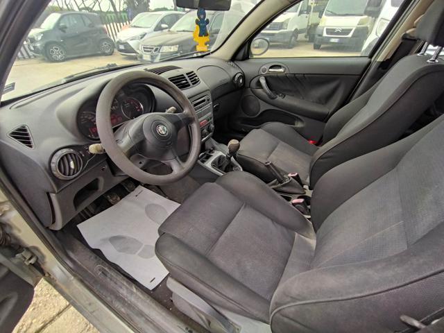 ALFA ROMEO 147 1.9jtm 120cv CLIMA STEREO FENDINEBBIA