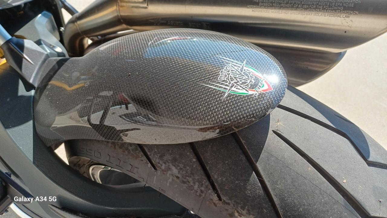 Mv Agusta Brutale 1090 RR permute