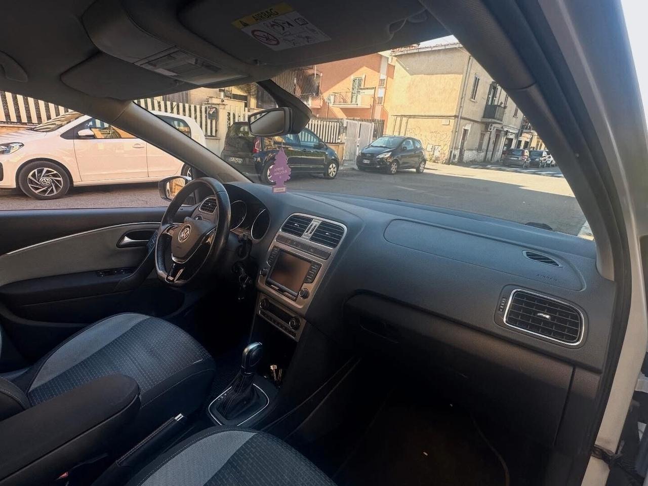 Volkswagen Polo Cross 1.4 TDI DSG BlueMotion Technology