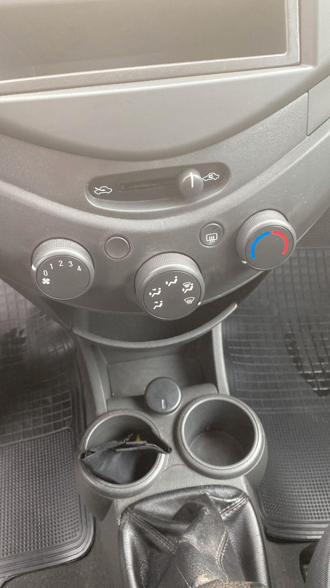 Chevrolet Spark 1.0 GPL Eco Logic Pink Lady Special Edition