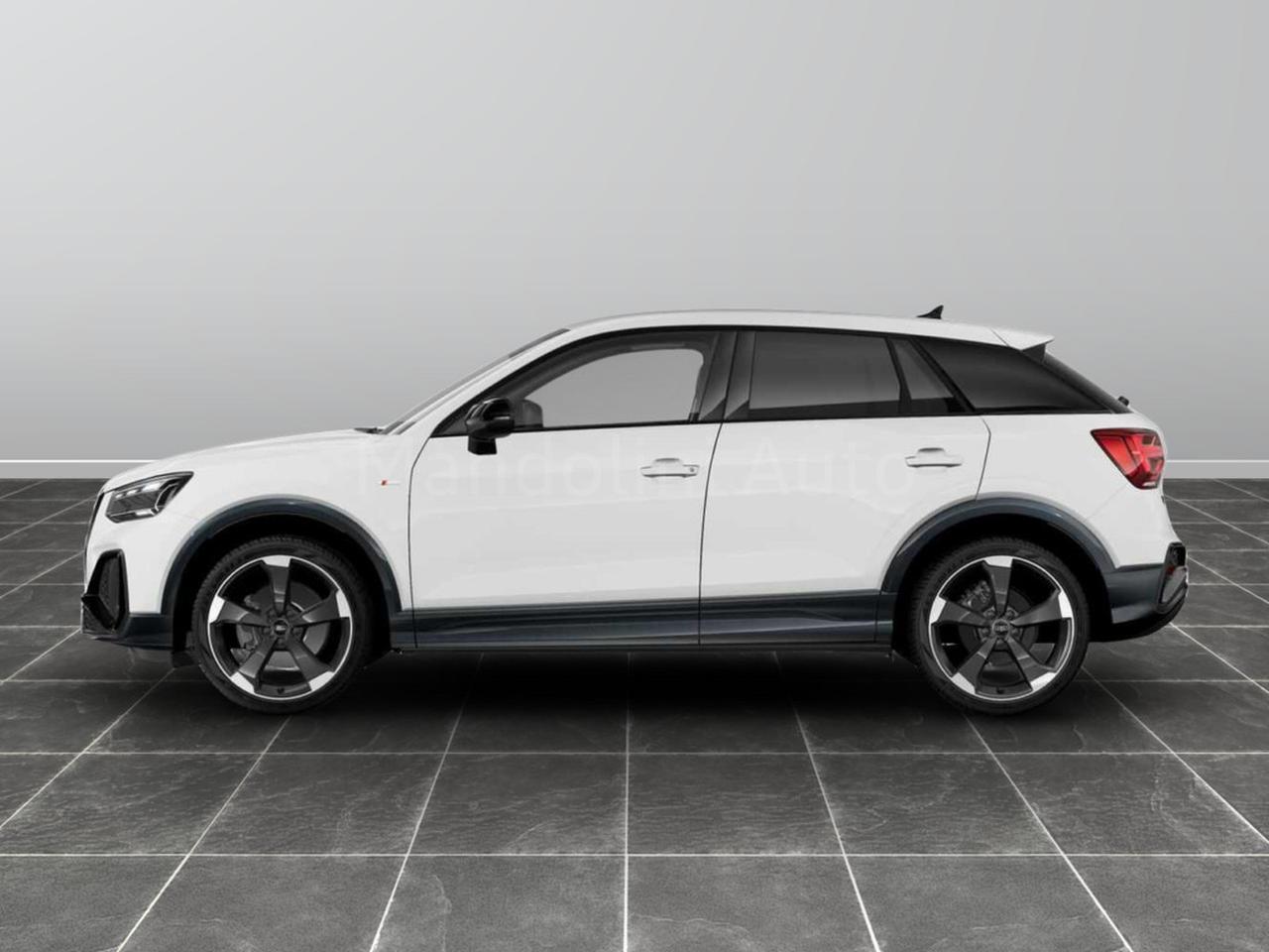 Audi Q2 35 2.0 tdi identity black s tronic