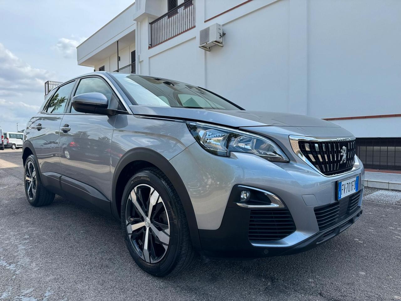 Peugeot 3008 1.5d Cambio Manuale FULL OPTIONALS