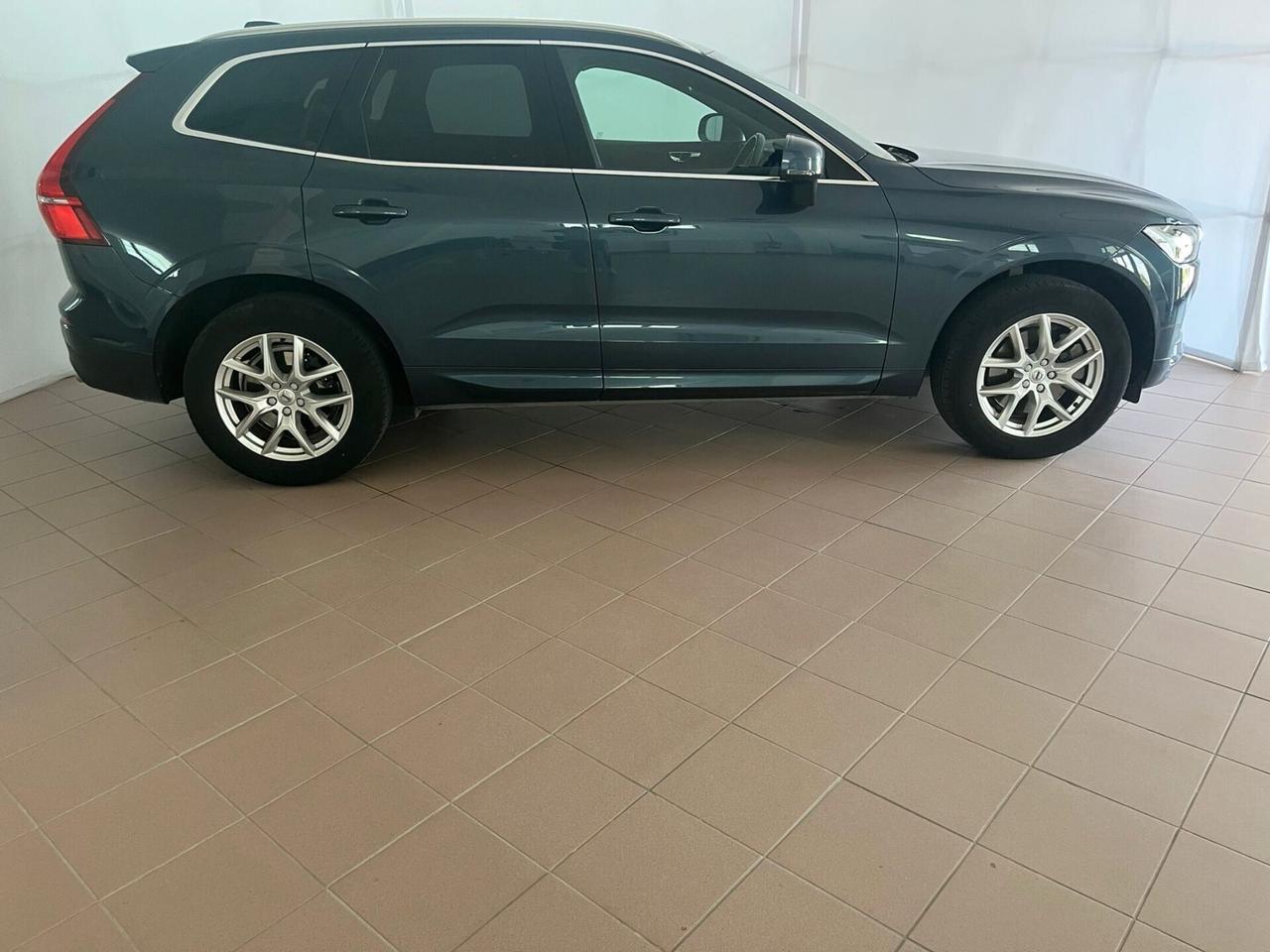 Volvo XC 60 B4 (d) AWD Geartronic Momentum