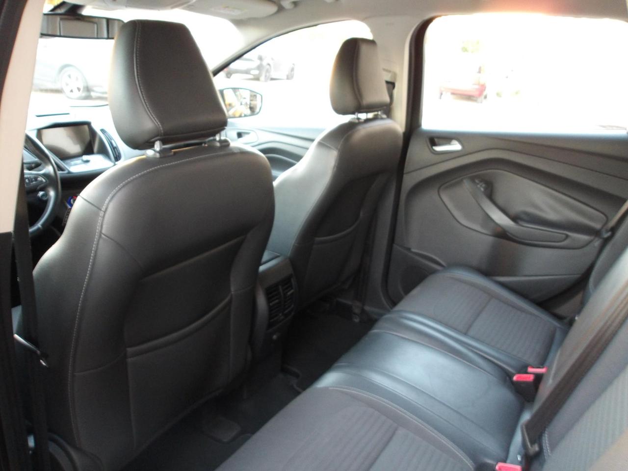 Ford Kuga 2.0 tdci Titanium s&s awd 150cv powershift