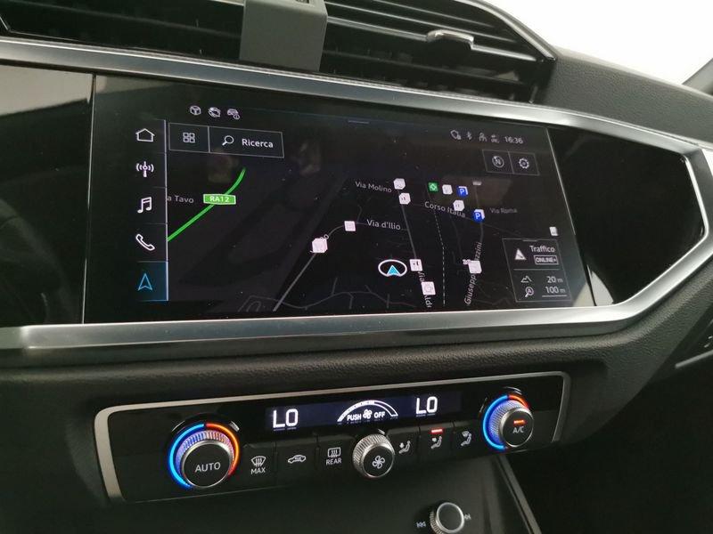 Audi Q3 35 1.5 tfsi Identity Black s-tronic