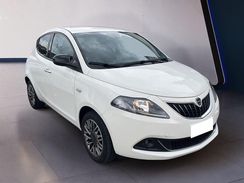 Lancia Ypsilon III 2021 1.0 firefly hybrid Gold s&s 70cv