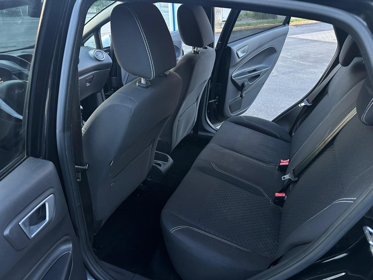 Ford Fiesta 1.4 5 porte Bz.- GPL Black & White Edition 2017