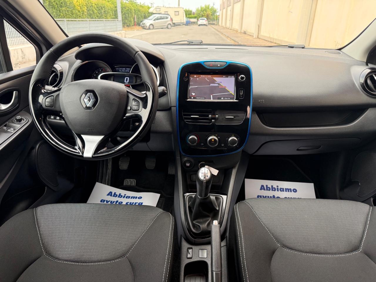 Renault Clio 1.2 75CV 5 porte Zen