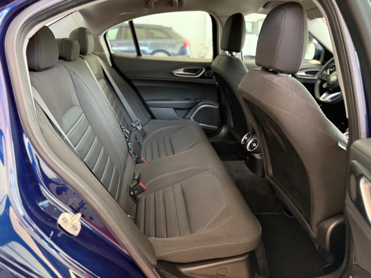 Alfa Romeo Giulia 2.2 Turbodiesel 160 CV AT8