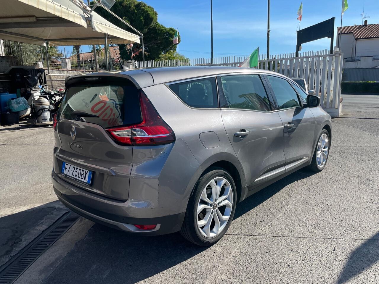 Renault Grand Scenic Blue dCi 120 CV EDC Intens