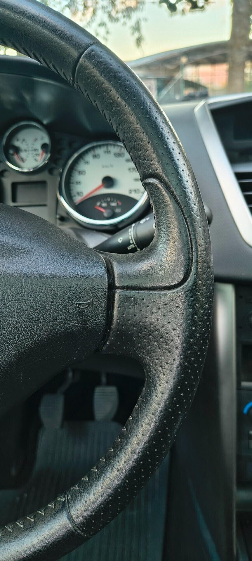 Peugeot 207 1.6 HDi 110CV SW XS Ciel