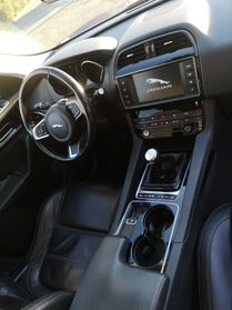Jaguar F-Pace 2.0 D 163 CV Portfolio
