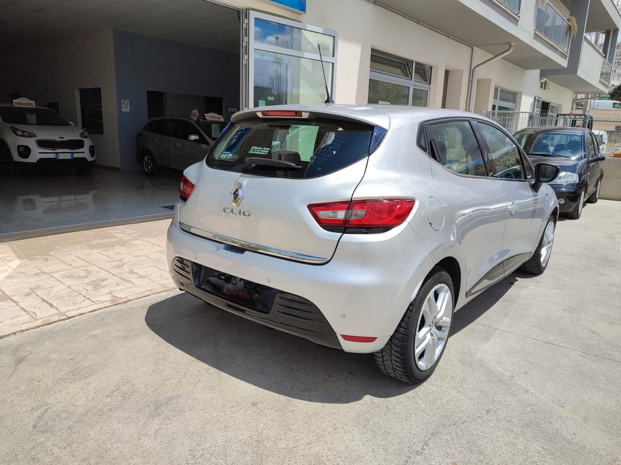 Renault Clio TCe 12V 90CV Start&Stop 5 porte Energy Duel2