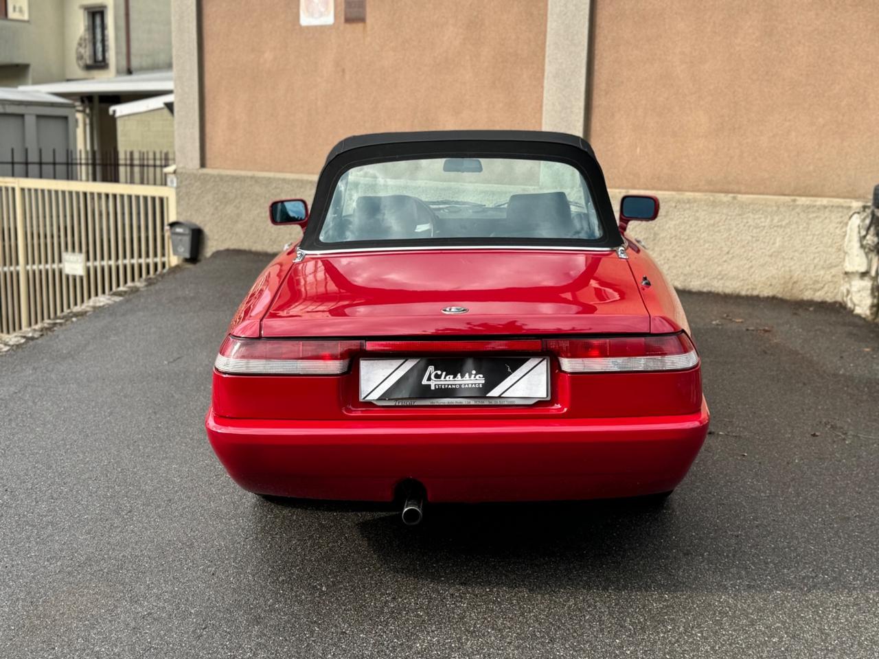 Alfa Romeo Spider 2.0i