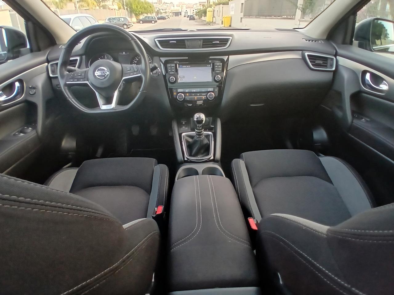 Nissan Qashqai 1.5 dCi N-Connecta