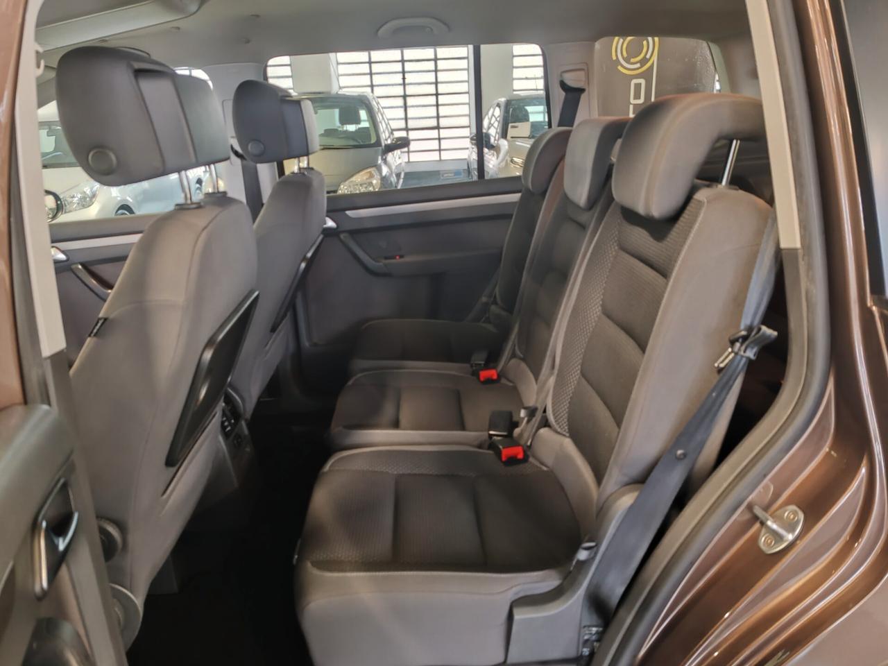 Volkswagen Touran 1.6 TDI DSG Comfortline