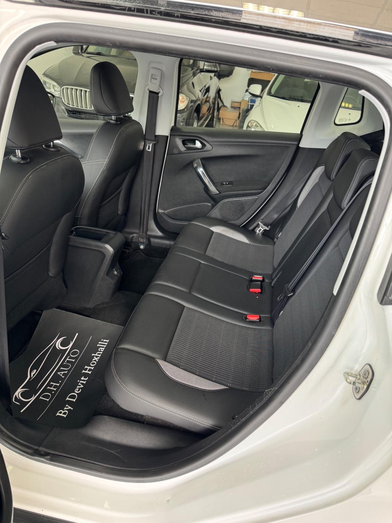 Peugeot 2008 1.6 e-HDi 92 CV Stop&Start Allure