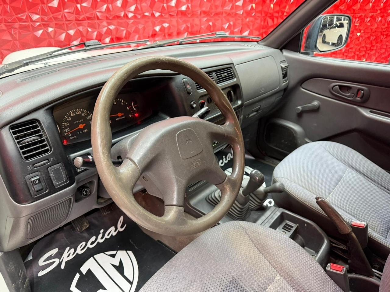 Mitsubishi L200 2.5 TDI 4WD Magnum Club Cab Pick-up