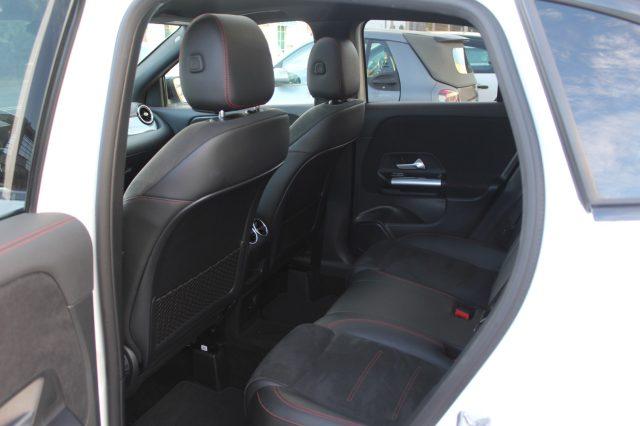 MERCEDES-BENZ GLA 200 d Automatic Premium