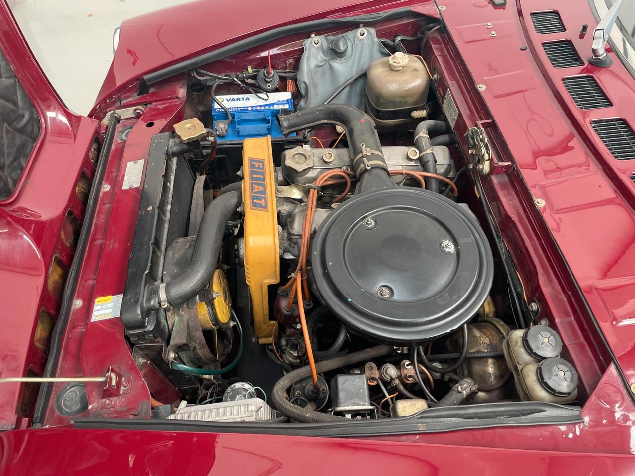 Fiat 124 Spider 1.6 109CV TARGA ORO