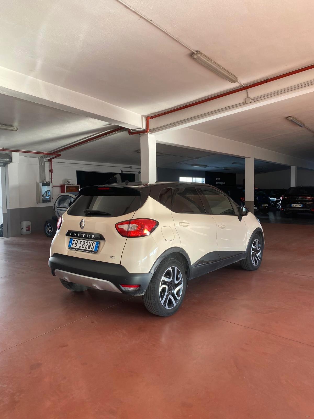 Renault Captur dCi 8V 90 CV EDC Start&Stop Energy Intens