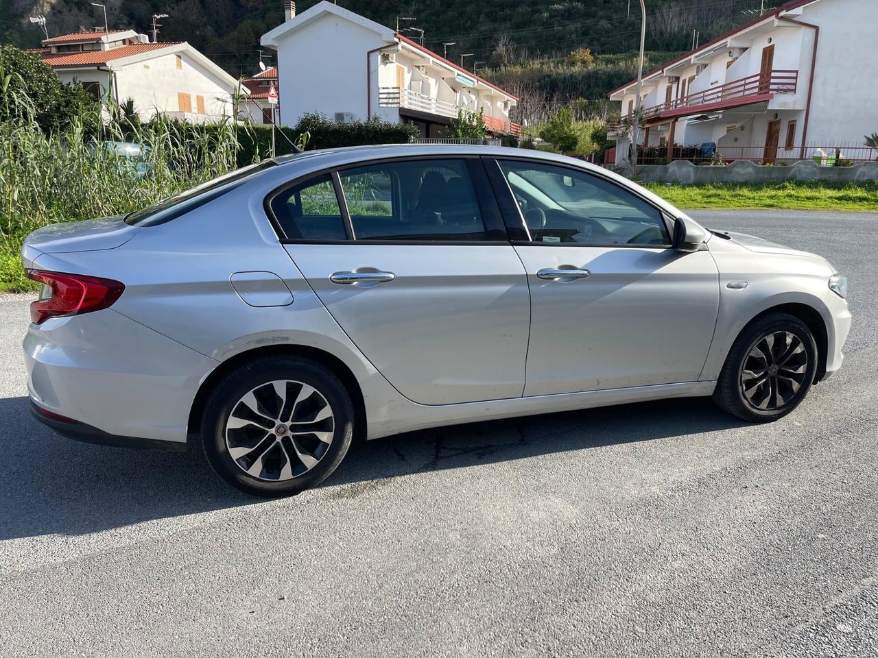 Fiat Tipo 1.3 Mjt 4 porte Lounge