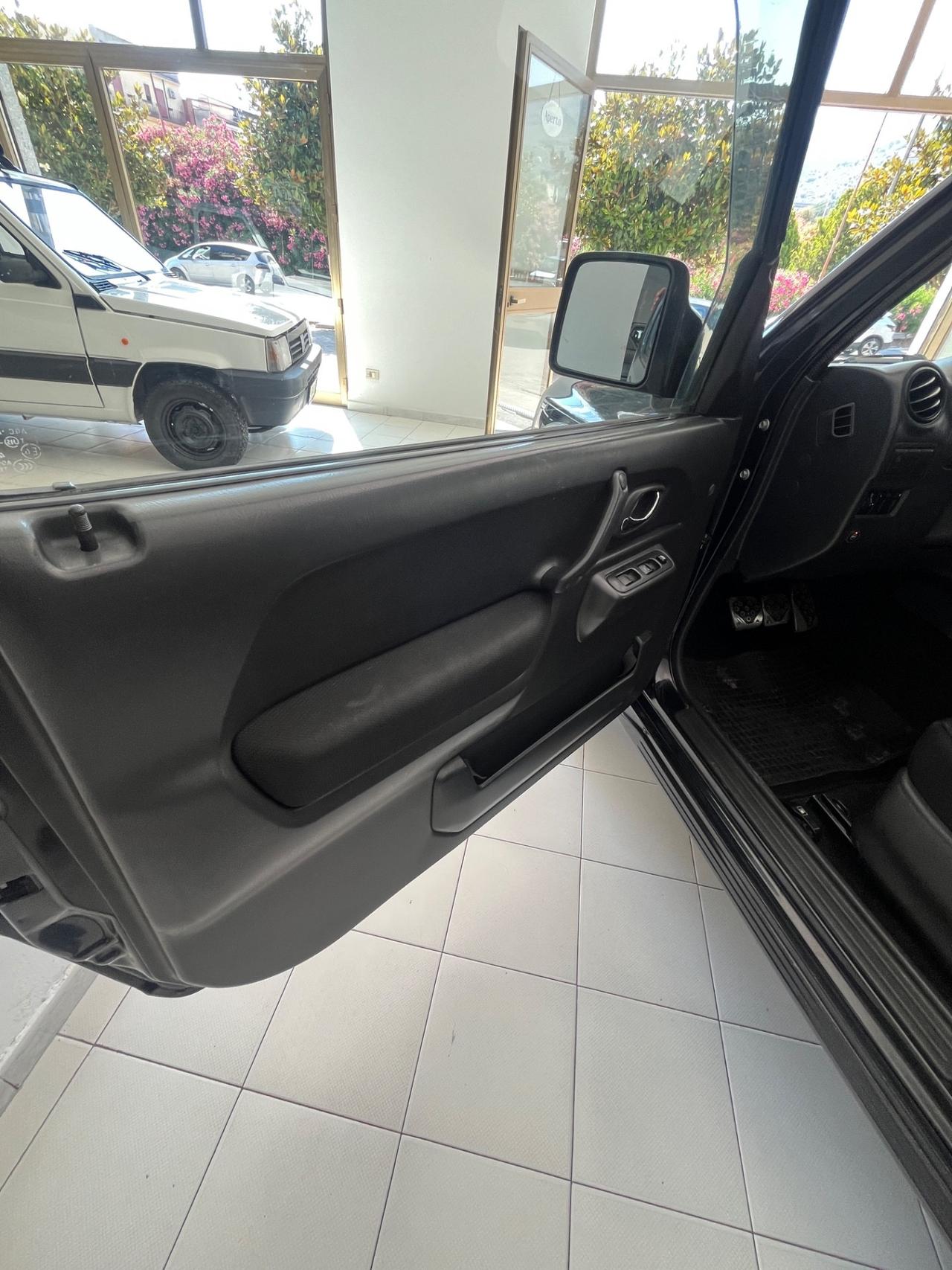 Suzuki Jimny 1.3i 16V cat 4WD JLX Più