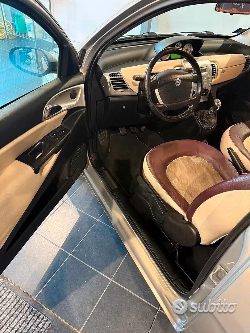 Lancia Ypsilon 1.4 Ecochic GPL - NEOPATENTATI
