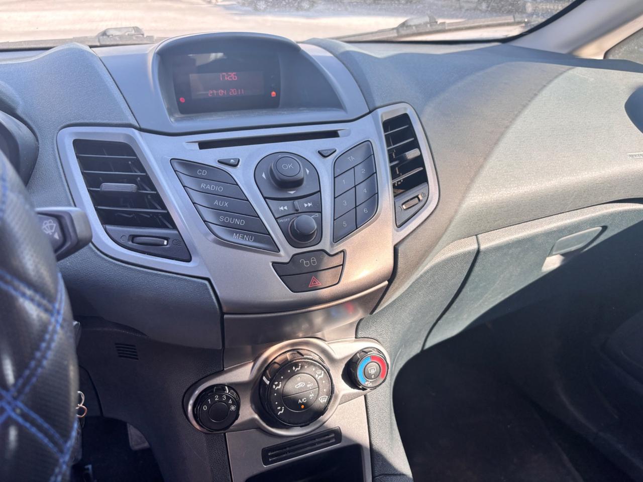 Ford Fiesta 1.4 5 porte Bz.- GPL Titanium