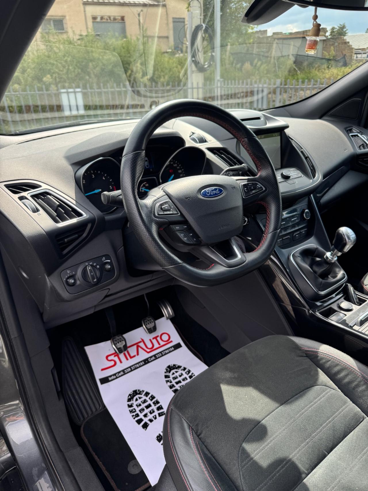 Ford Kuga 2.0 TDCI 120 CV S&S 2WD ST-Line