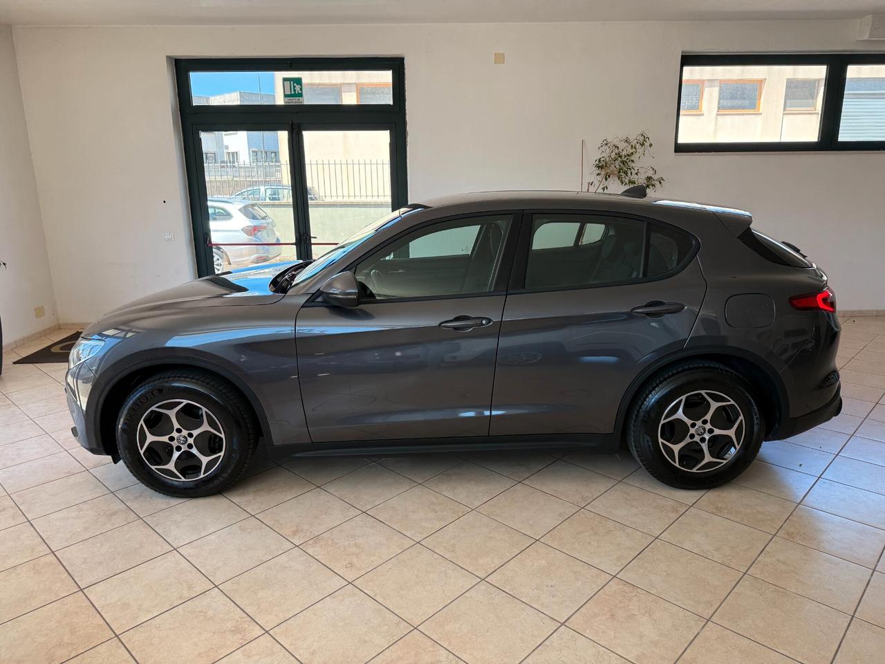 Stelvio 2.2 Turbodiesel 190 CV AT8 Q4 Business