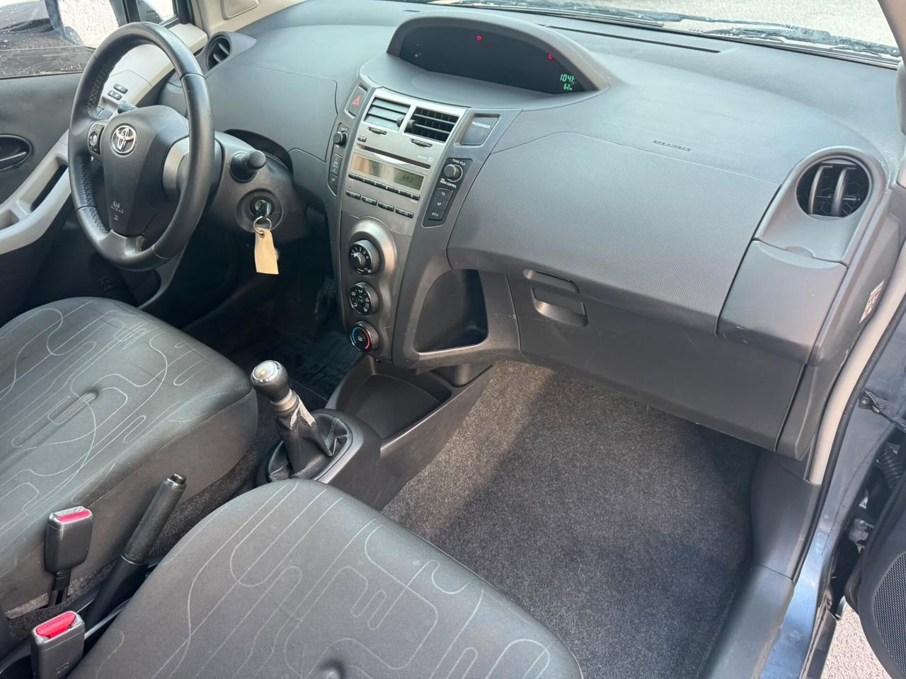 Toyota Yaris 1.0 5 porte Sol*NEOPATENTATI