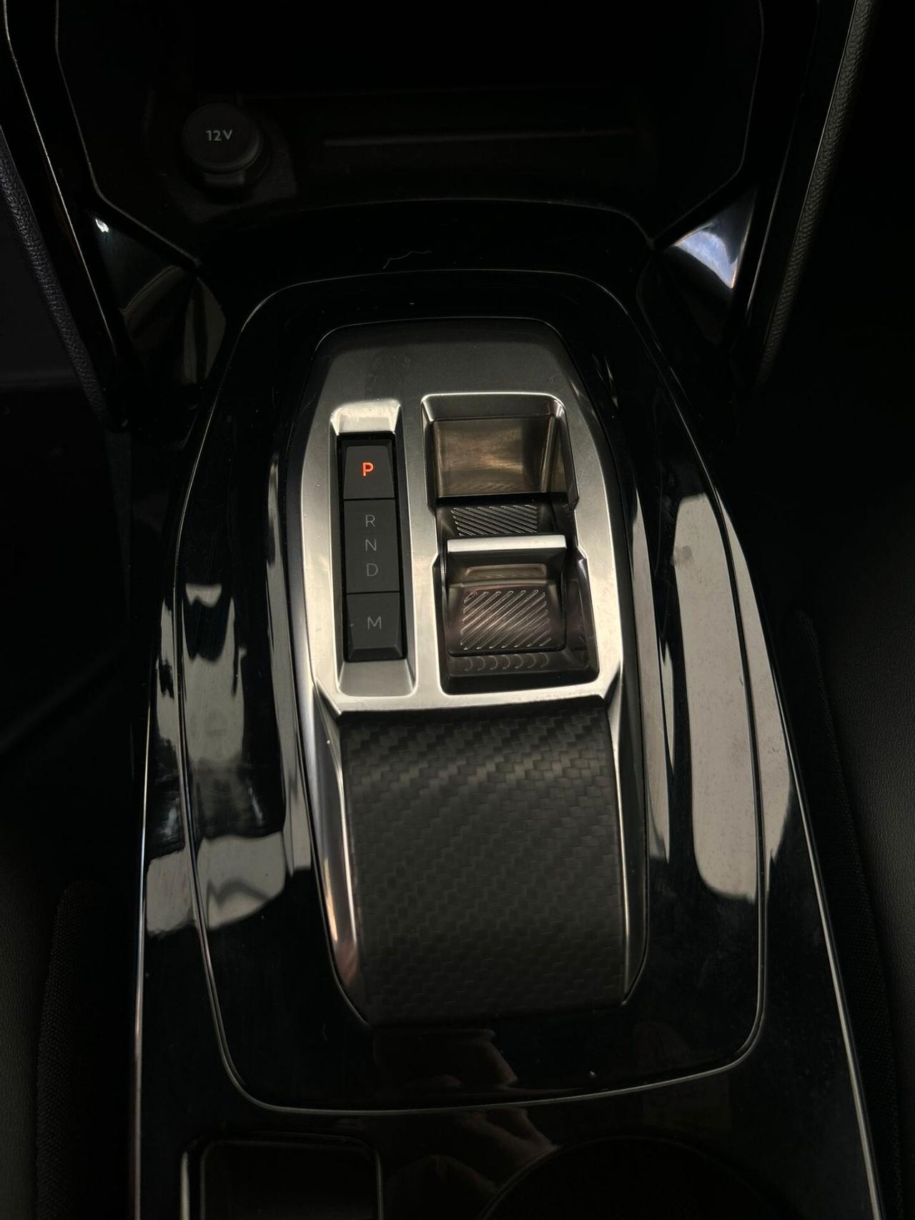 Peugeot 2008 BlueHDi 1.5 Diesel 130 S&S EAT8 Allure